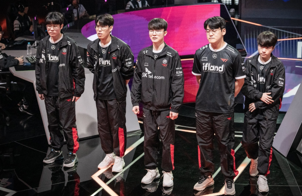 开云体育入口-MAD翻盘LGD，Keria极限生还后反打激烈交锋八强赛，锁定晋级资格