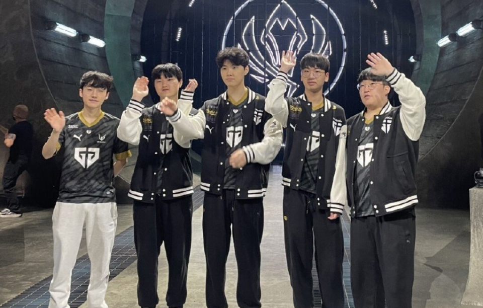 开云平台-BRO碾压TSM，Hanssama开启传奇时刻焦点之战淘汰赛，锁定晋级资格的简单介绍