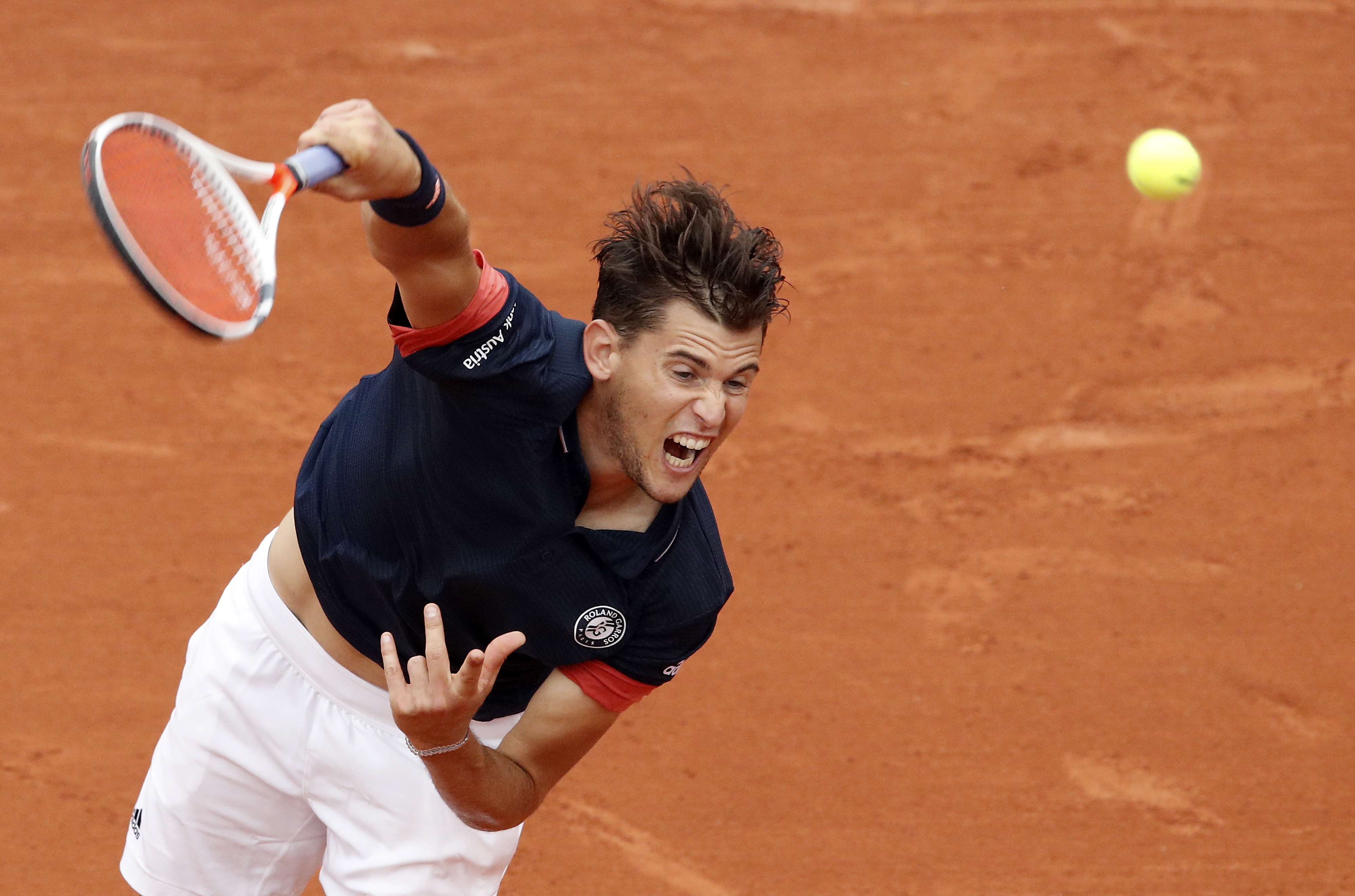 开云官网-法网鏖战戴维斯杯，蒂姆高光表现